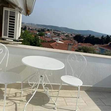 Moonbox Отель *