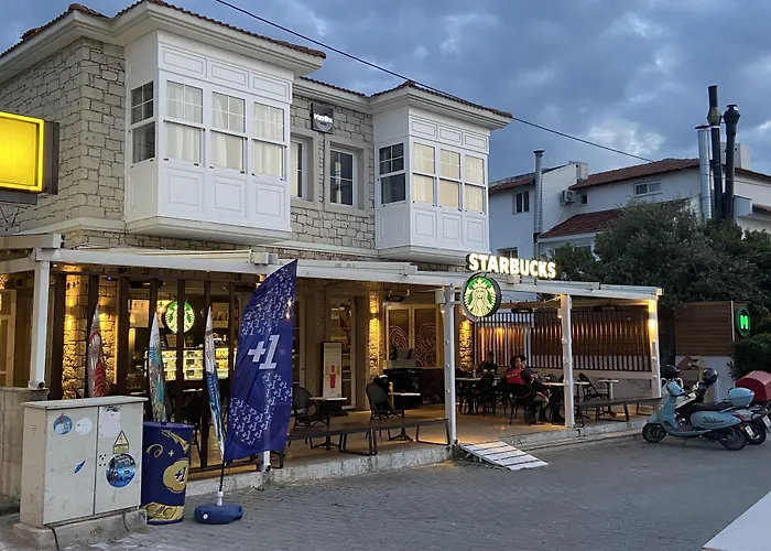 Moonbox Hotel