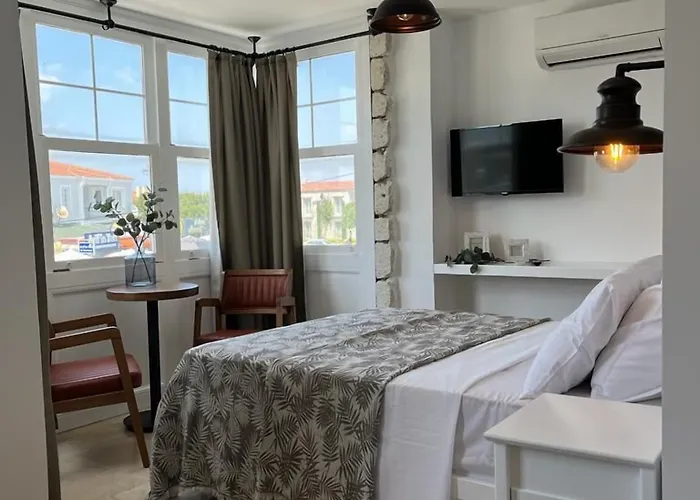 Moonbox Hotel